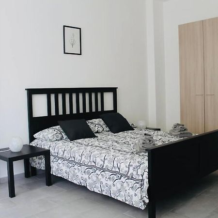 Garden Apartment Бари Экстерьер фото
